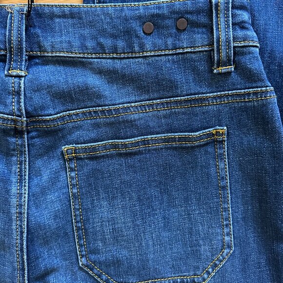 NWT cabi Driver's Seat Patch Pocket Trouser Jeans in Trader Wash - Size 4R - Picture 9 of 13